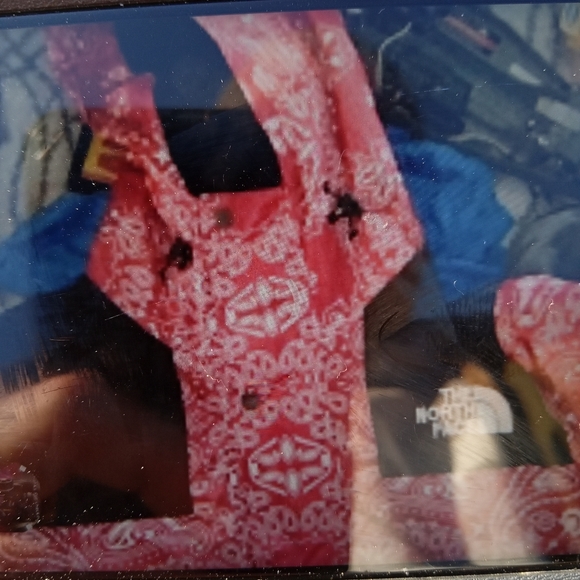 North face supreme - Picture 3 of 3